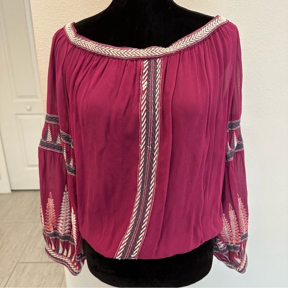 FREE PEOPLE Tribal Off the Shoulder Top 🌸🌸